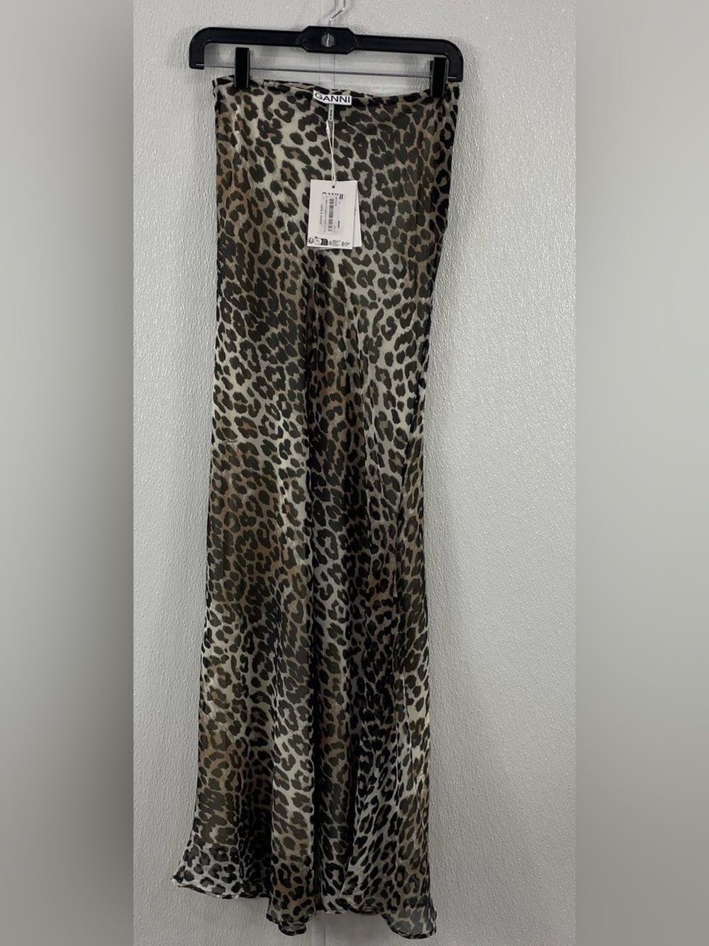 Ganni NWT printed chiffon maxi skirt. US Size 4
